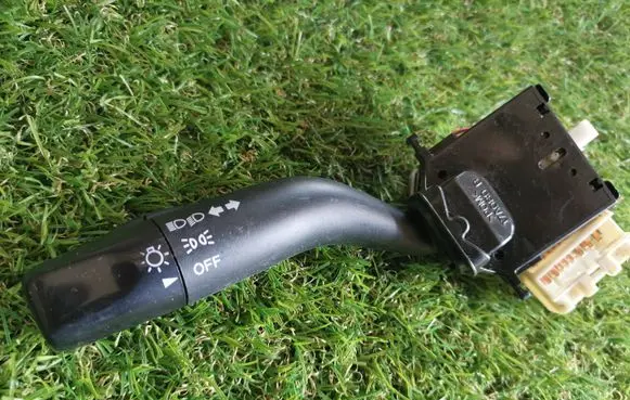 Mazda Premacy Indicator stalk 17A089B