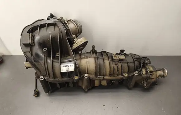 BMW 5 E60 E61 Intake manifold 7810178