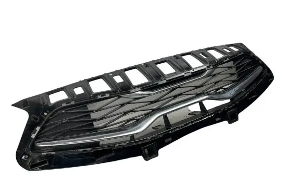 KIA Ceed Front bumper upper radiator grill 86351J7DB0