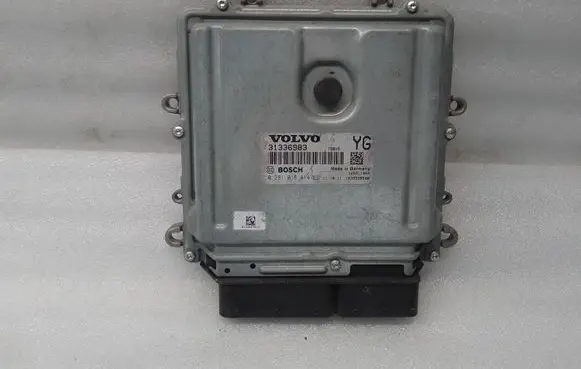Volvo V60 Engine control unit/module 31336983 0281018414 1039S50500
