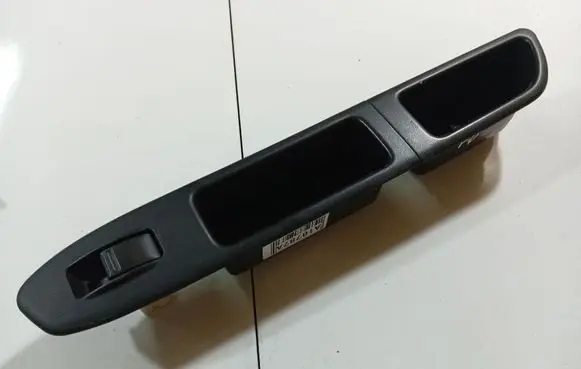 Subaru Forester SG Electric window control switch