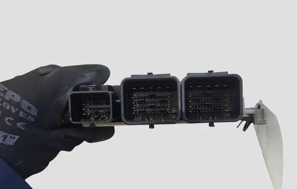 Citroen C5 Engine control unit/module 0261S06833 9666319580 9676962780