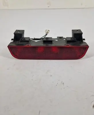Mitsubishi Pajero Third/center stoplight P0223