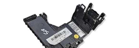 Peugeot 508 Battery control module 9665877980