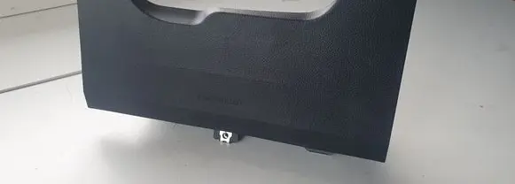 Toyota Yaris Passenger airbag