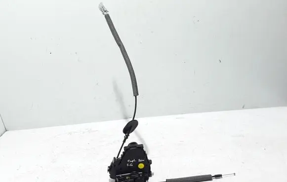 Renault Captur II Rear door lock 825031538R