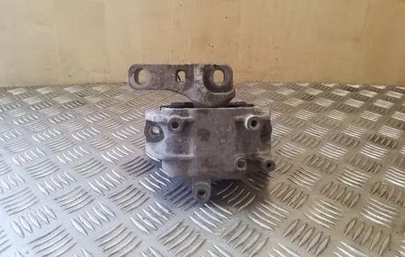 Skoda Octavia Mk2 (1Z) Engine mount bracket 1K0199262CN