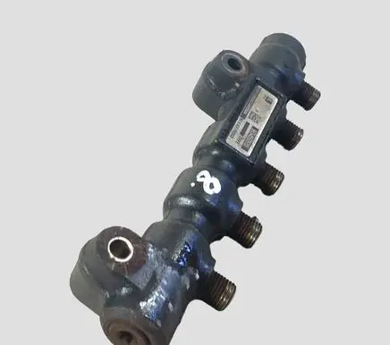 Citroen C4 I Fuel main line pipe 9654592680