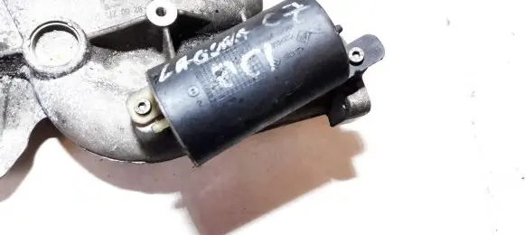 Vacuum air tank