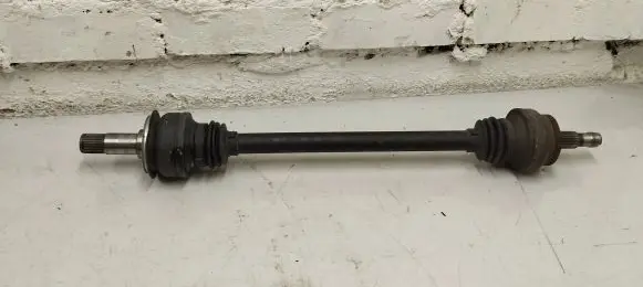 Mercedes-Benz CLS C218 X218 Rear driveshaft A2201501