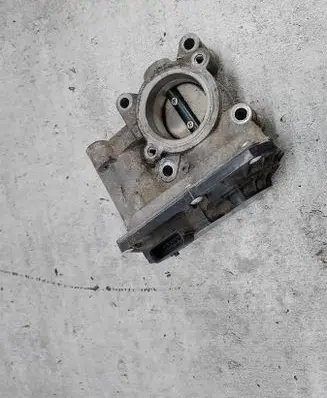 Renault Scenic III - Grand scenic III Throttle body valve 