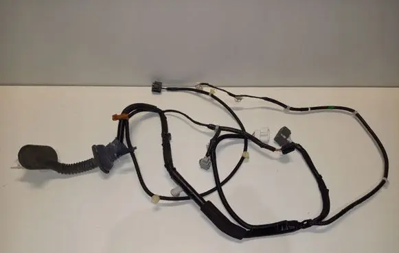Honda HR-V Front door wiring loom