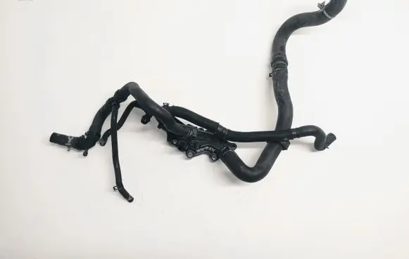 Renault Clio IV Engine coolant pipe/hose