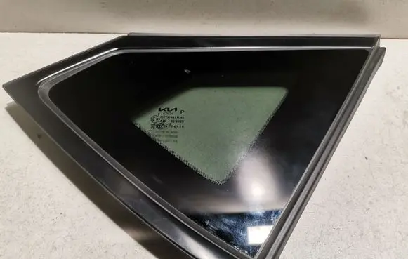 KIA EV6 Rear side window 87820CV100