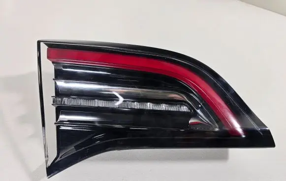 Tesla Model 3 Tailgate rear/tail lights 150208800B