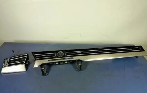 Volkswagen PASSAT B8 Dashboard side air vent grill/cover trim 3G1857083
