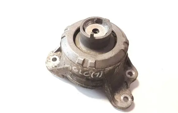 Mercedes-Benz GLC X253 C253 Engine mount bracket A2052407900 7692716