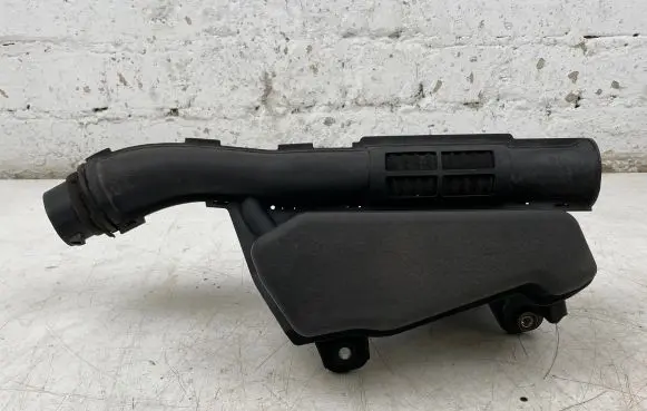 Intake resonator