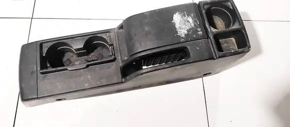 Mazda 5 Armrest cc2964436