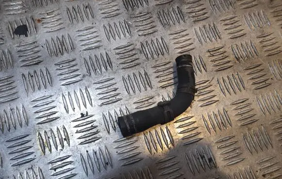 Porsche Cayenne (92A) Engine coolant pipe/hose