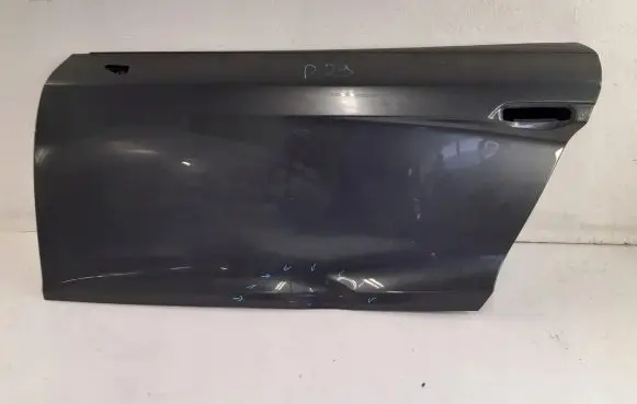 Audi R8 42 Door (2 Door Coupe) 