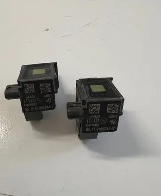 BMW X5 F15 Airbag deployment crash/impact sensor 9196043 171122