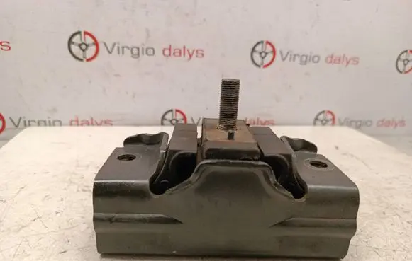 Peugeot Boxer Engine mount bracket