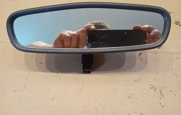 Chevrolet Orlando Rear view mirror (interior) 13581081