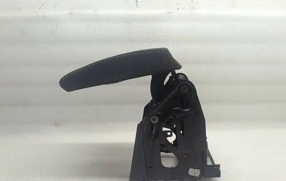 Skoda Octavia Mk2 (1Z) Armrest 1Z0864207A 8105527