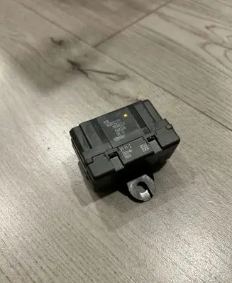 Citroen C5 Seat heating relay 9638053380 9445536