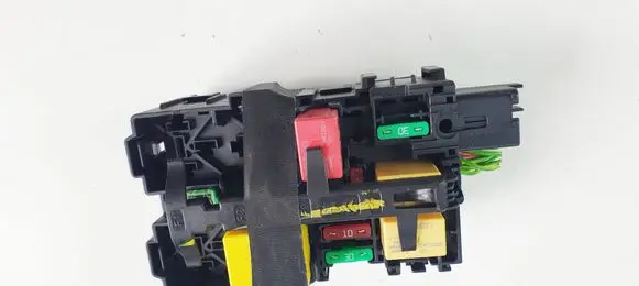 Peugeot 2008 I Fuse box set 453535801