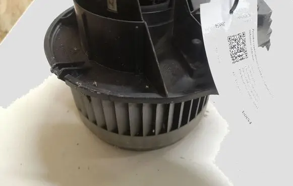 Volvo XC90 Heater fan/blower 28421 86578