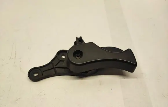 BMW 6 F12 F13 Engine bonnet (hood) release handle 7058117 107019