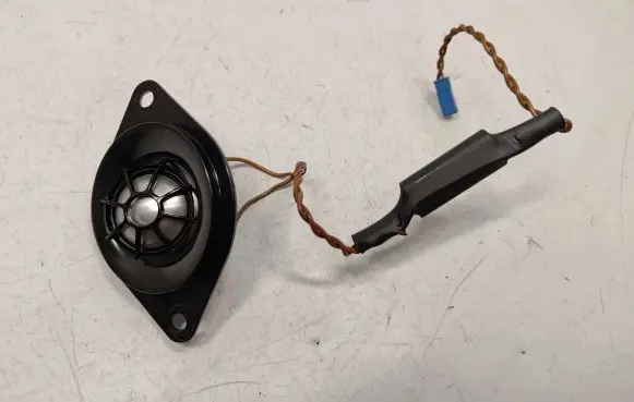 BMW 5 F10 F11 Parcel shelf speaker 65139184795