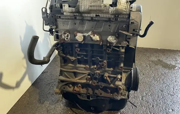 Volkswagen PASSAT B6 Engine CBA
