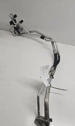 Opel Corsa D Air conditioning (A/C) pipe/hose 13203336