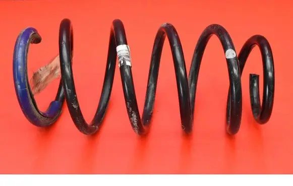 Opel Zafira C Front coil spring