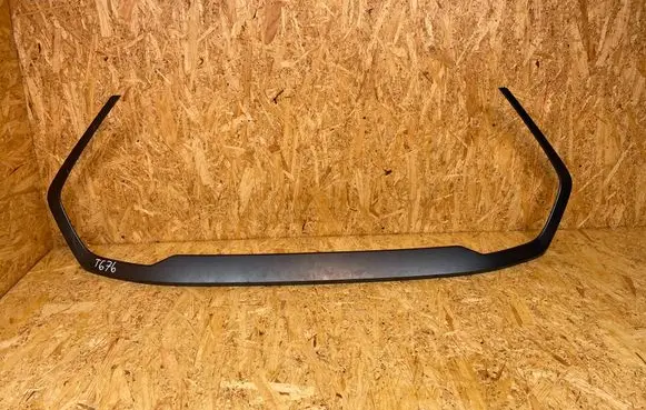 Front bumper upper radiator grill