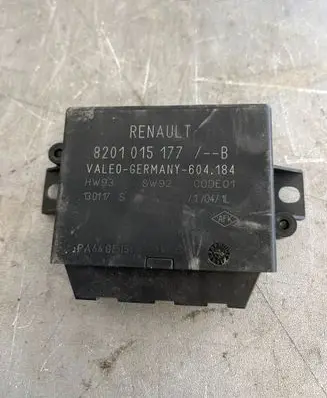 Renault Master III Parking PDC control unit/module 8201015177