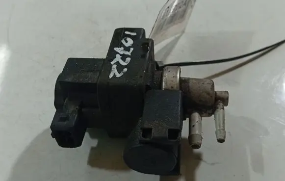 Renault Scenic II - Grand scenic II Turbo solenoid valve 820022045