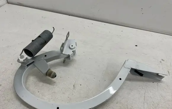 Audi A5 Tailgate/trunk/boot hinge 8W6827301