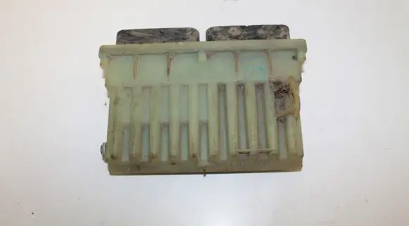 Opel Vectra B Fan control module 09131731