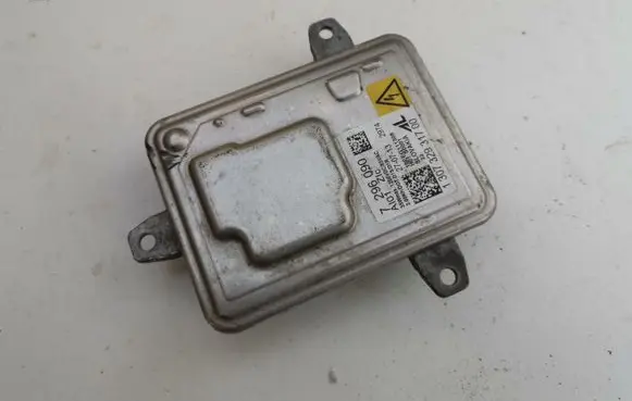 BMW 5 F10 F11 Headlight ballast module Xenon 7296090
