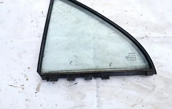 Toyota Avensis T250 Rear vent window glass 