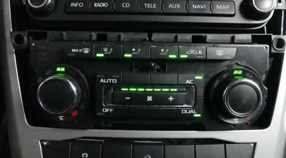 Skoda Yeti (5L) Climate control/heater control trim 3T0907044AK IMPRK1213771