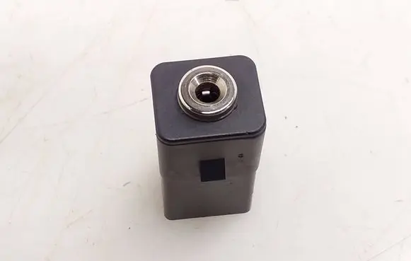 Ford Transit Custom AUX in-socket connector DM5T19A164AA