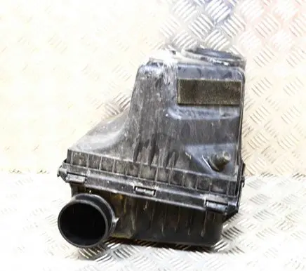 Chrysler 300 - 300C Air filter box