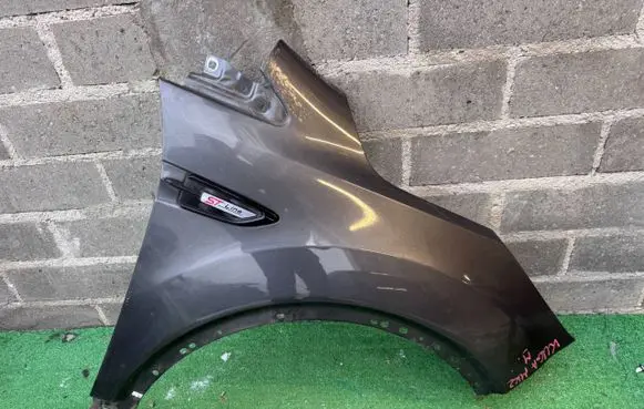 Ford Kuga II Fender 