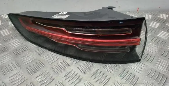 Porsche Cayenne (9Y0 9Y3) Rear/tail lights 9Y0945095D