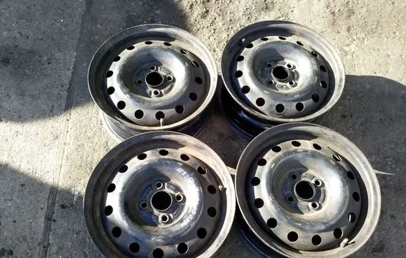 Renault Clio II R15 steel rim 2803B